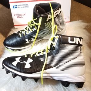 Under Armour Hammer Mid RM Mens Football Cleats Me